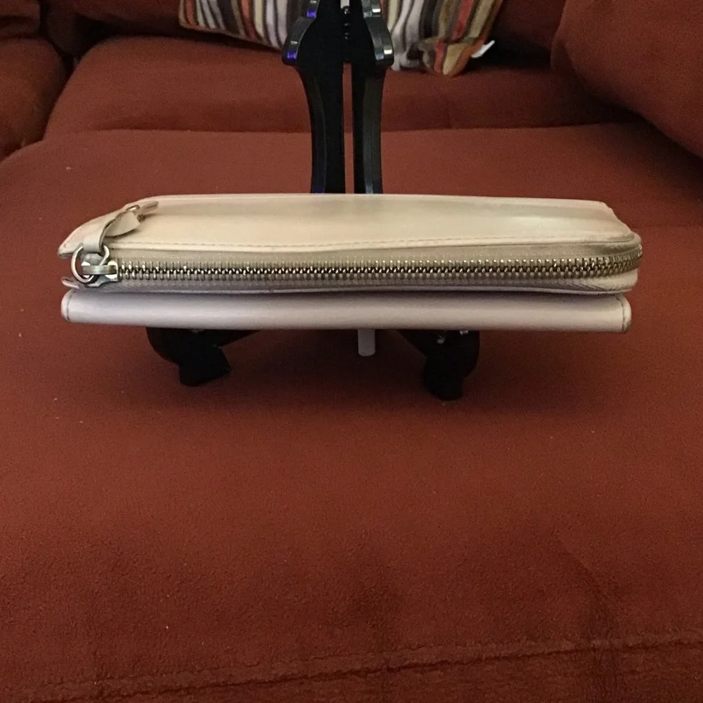 Chloe Pale Pink Leather Zip-Around Wallet